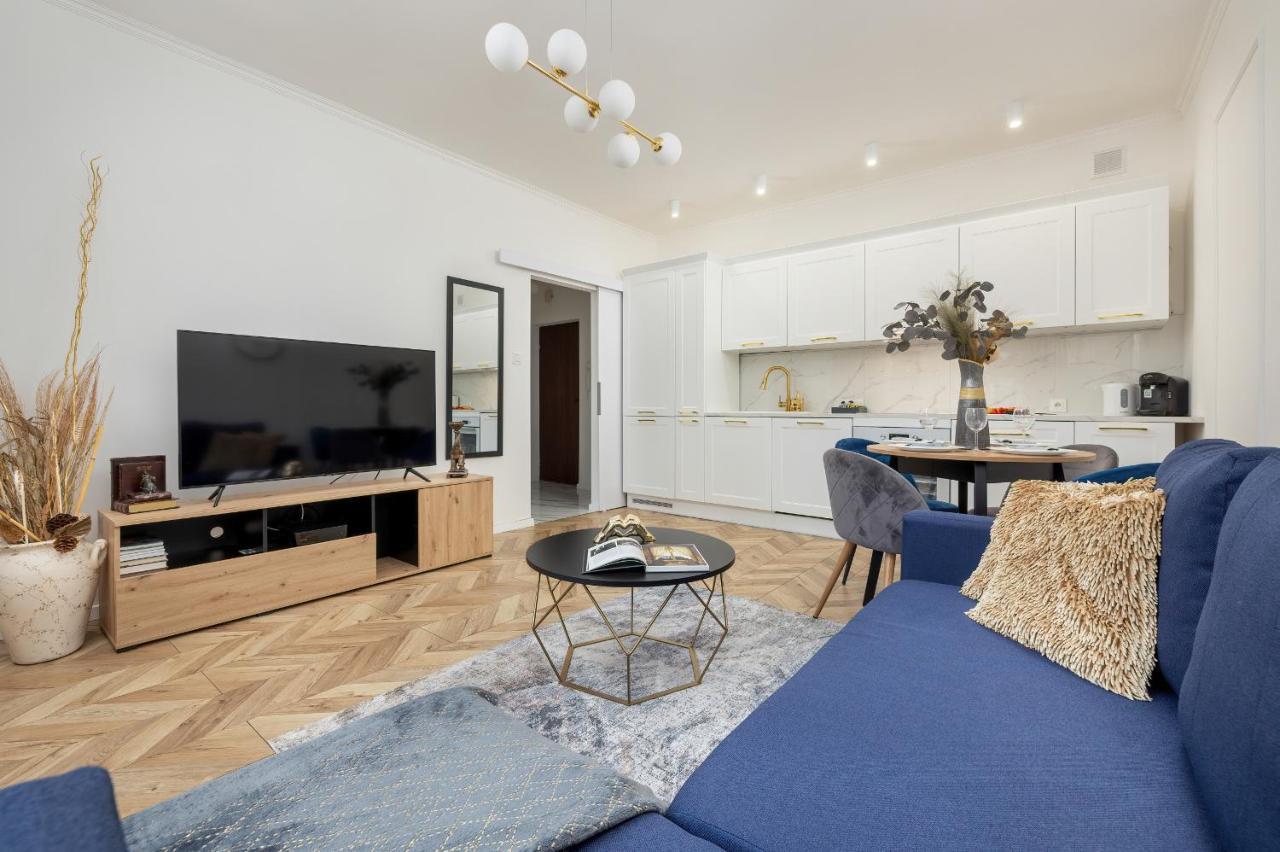 Beautiful One Bedroom Apartment Zamkowa By Rent Like Home Гданьск Экстерьер фото